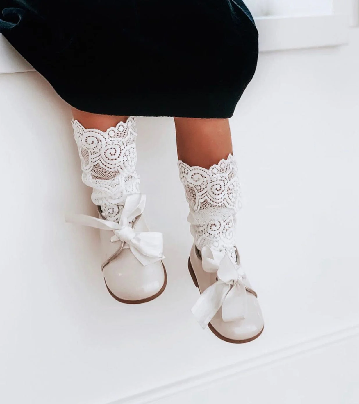 Alice Lace Socks - Image 10