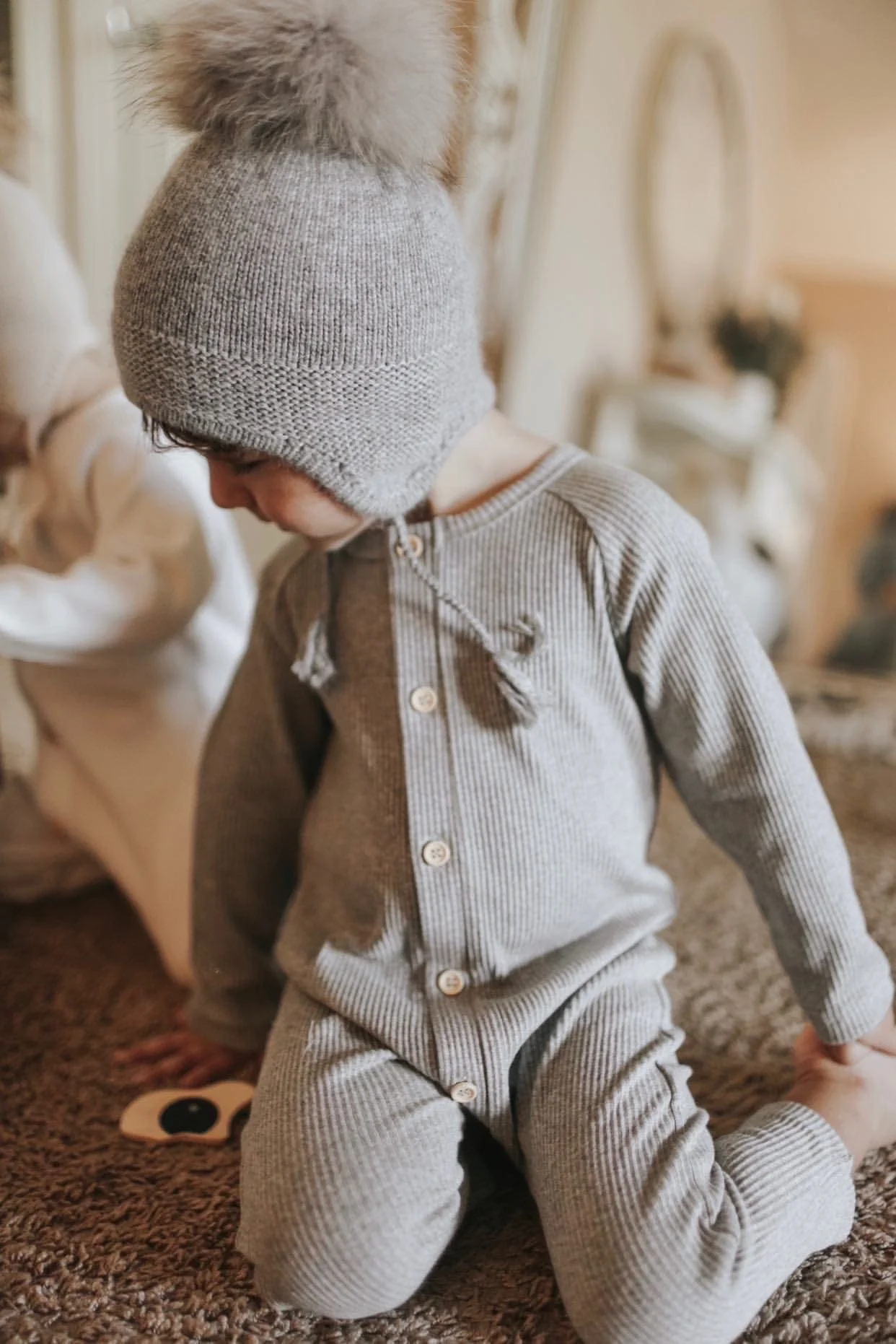 Cashmere Aviator Pom Hat - Image 36